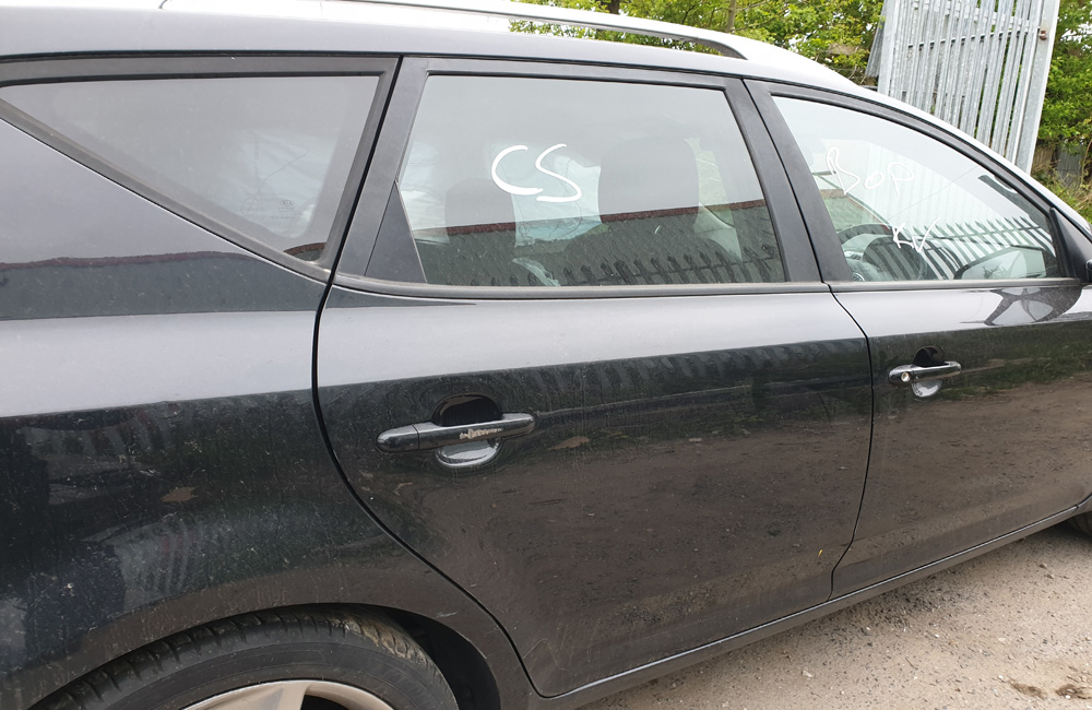 Kia Ceed CRDI 3 SW Door driver side rear